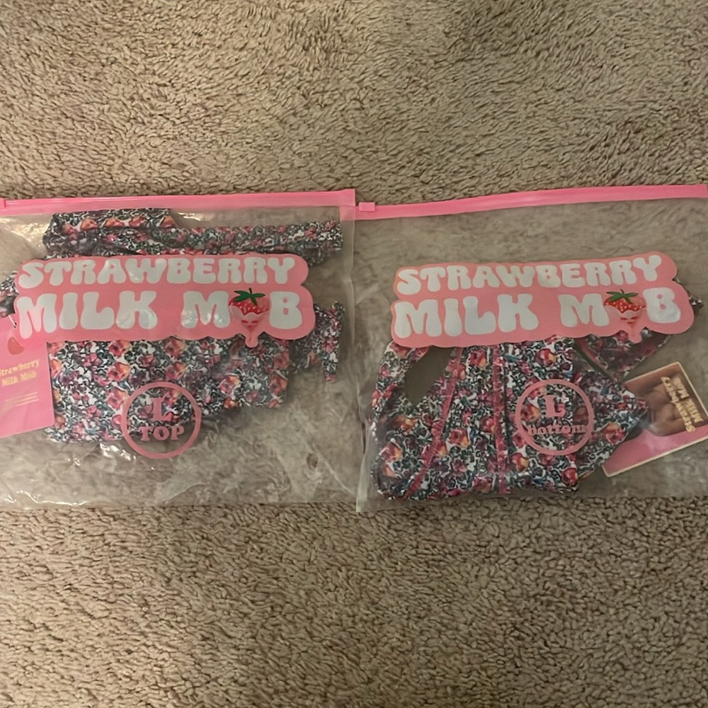 Strawberry Milk Mob Floral Bikini Set 
Honeysuckle Top & Primrose Bottoms NWT